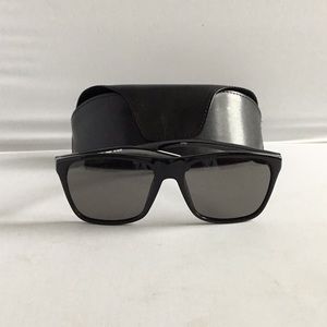 DRAGON SUNGLASSES CARRY ON .